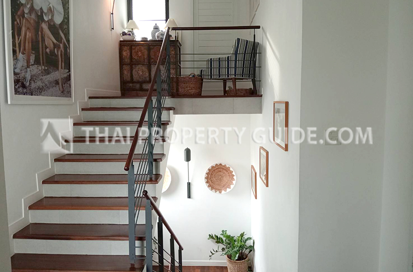 House with Private Pool in Chaengwattana (near Nichada Thani) 